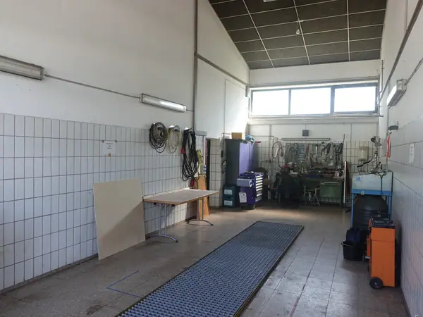 Fahrzeugwerkstatt